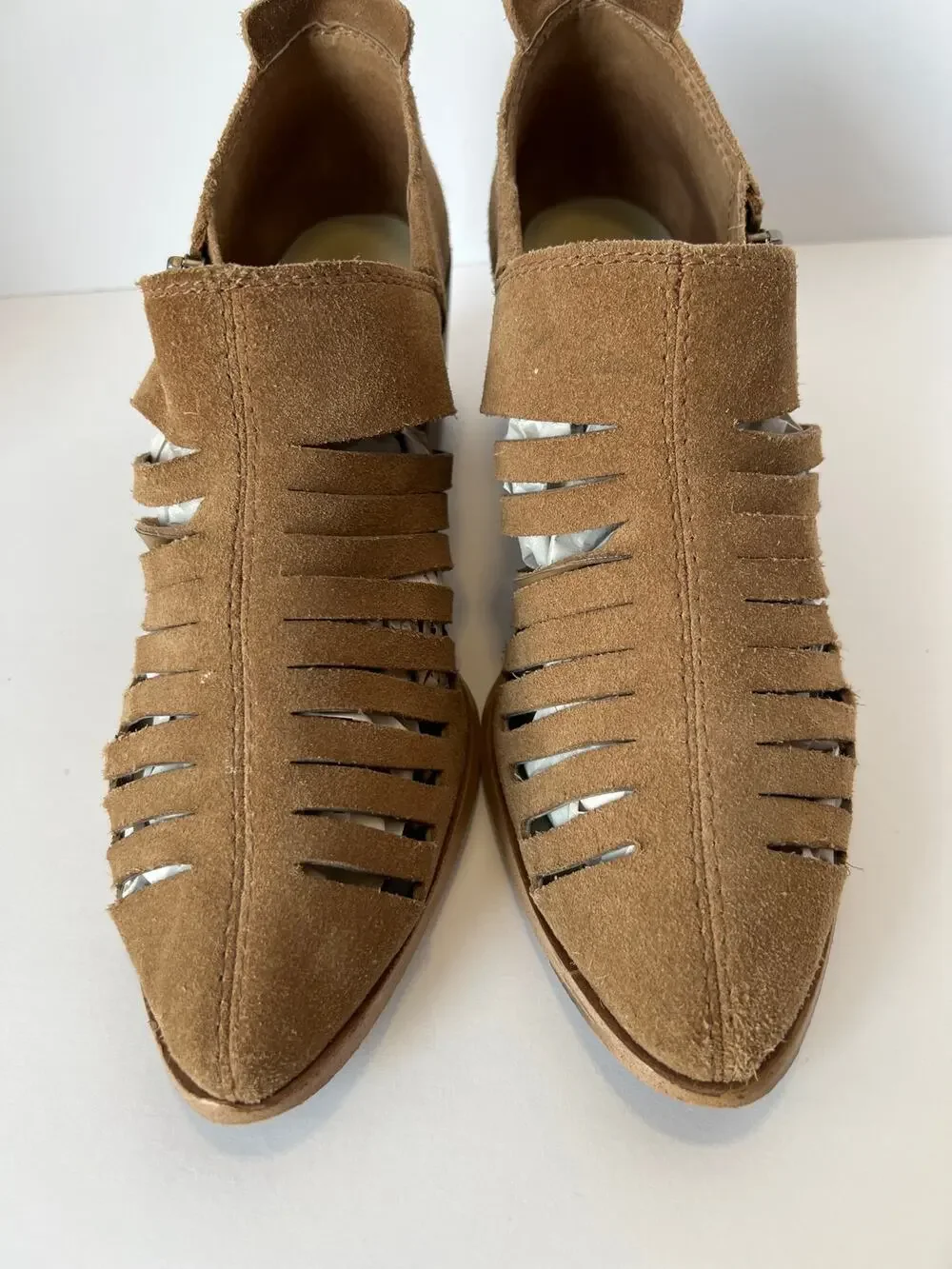 1.STATE Size 7.5 Arnet Tan Suede Strappy Laser Cutout Block Heel Booties